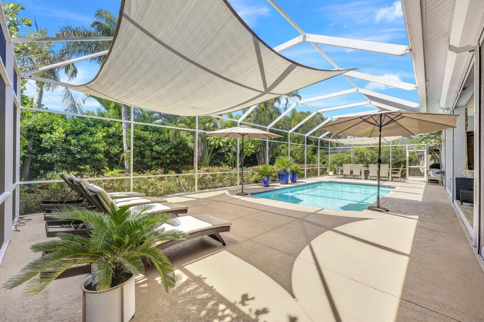 Lux Family 3 Bedroom With Pool Villa Walk To Beach And Mercato North North Naples エクステリア 写真