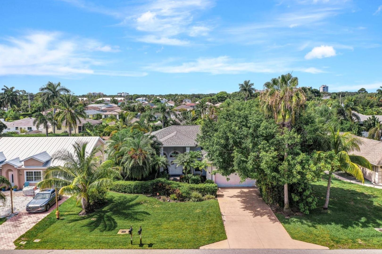 Lux Family 3 Bedroom With Pool Villa Walk To Beach And Mercato North North Naples エクステリア 写真